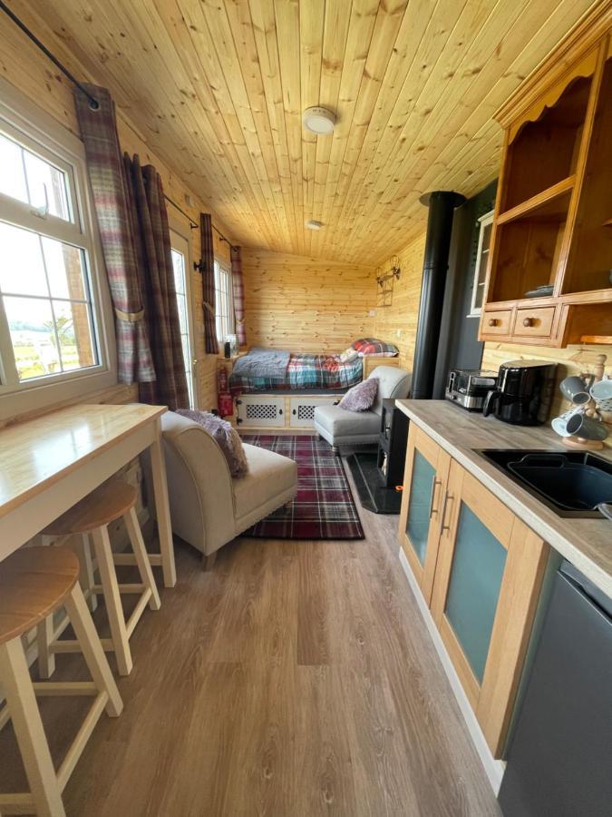 Keepers Shepherd Hut With Hot Tub Chalet Whitby